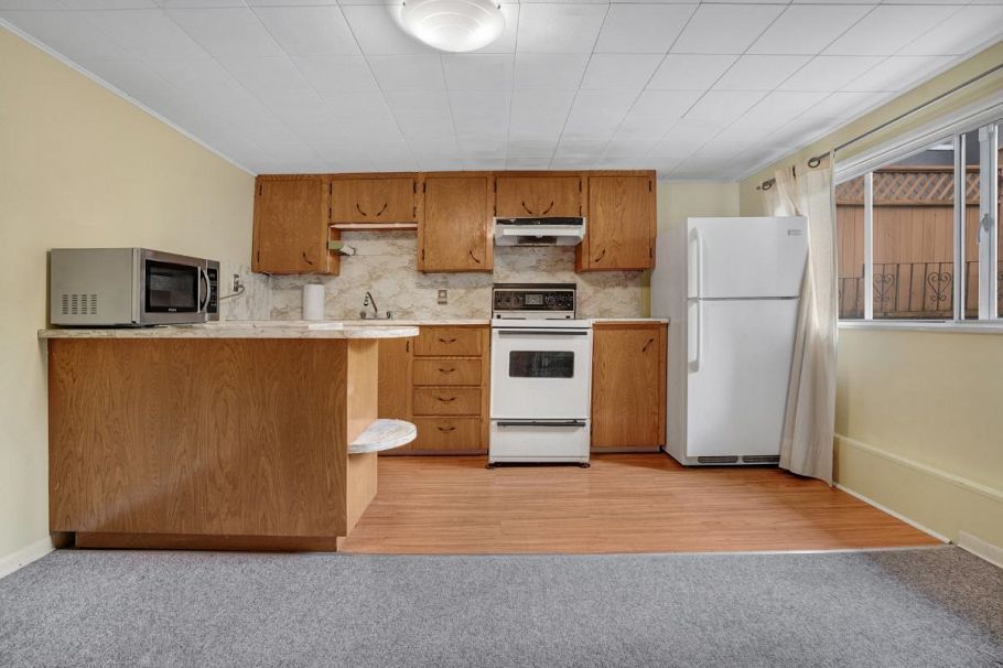 7405 West Boulevard Vancouver, BC - 7