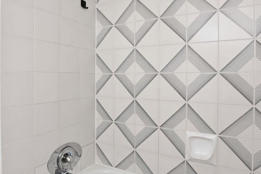 303 1516 Charles Street Vancouver, BC - 30