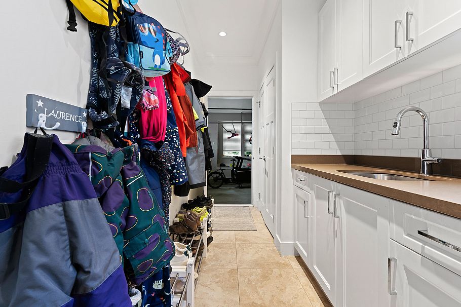 3360 Baird Road North Vancouver, BC - 29