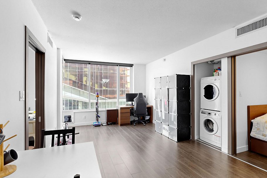 351 38 Smithe Street Vancouver, BC - 5