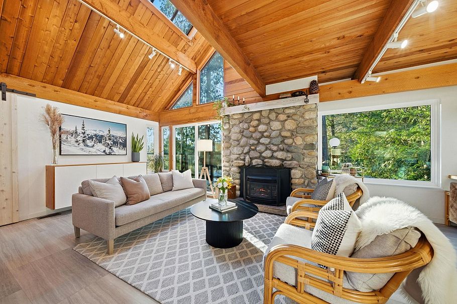 1616 Roxbury Road North Vancouver, BC - 7