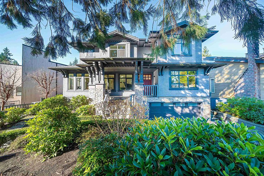 4333 Kevin Place Vancouver, BC - 1