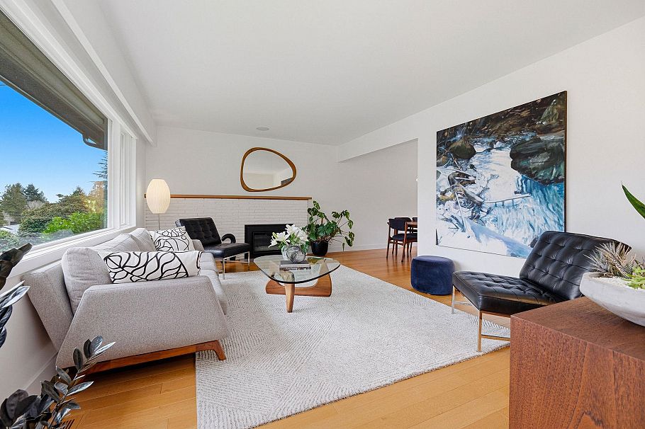 2223 Greylynn Crescent North Vancouver, BC - 4