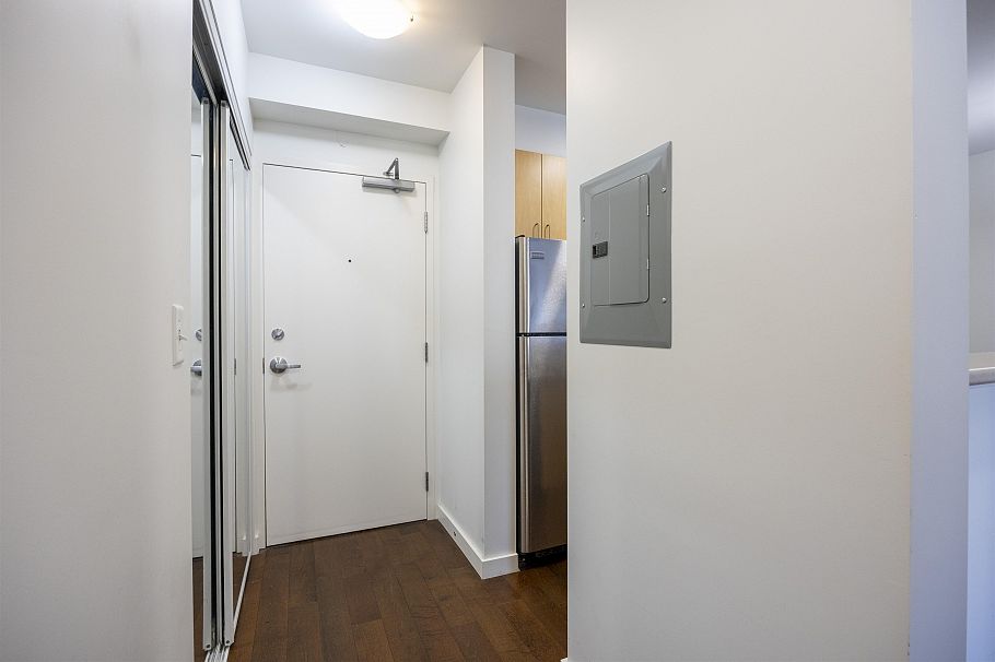 206 1033 St. Georges Avenue North Vancouver, BC - 11