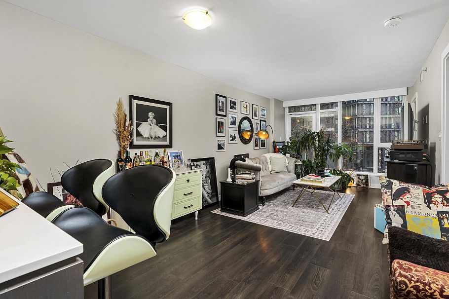 311 1618 Quebec Street Vancouver, BC - 6