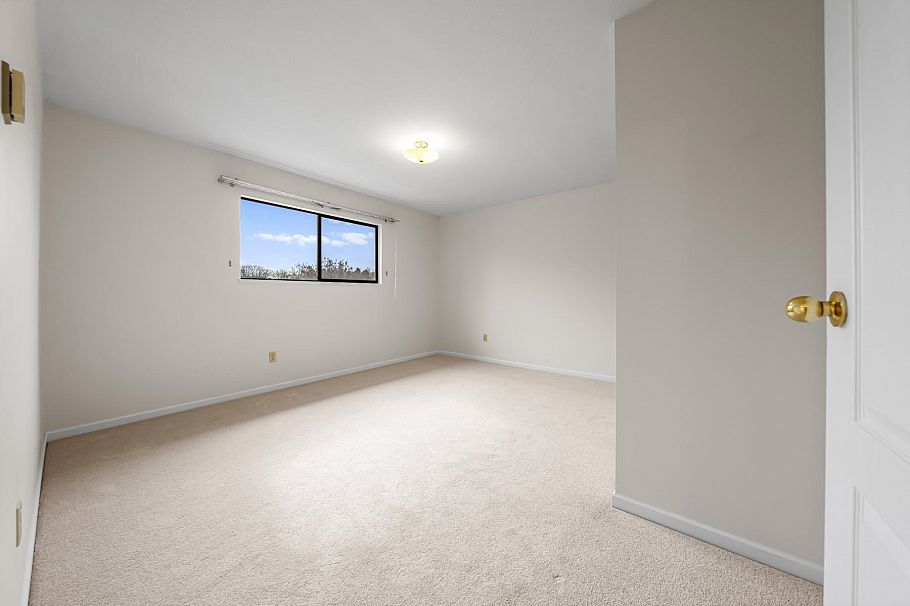 2291 E 40th Avenue Vancouver, BC - 31