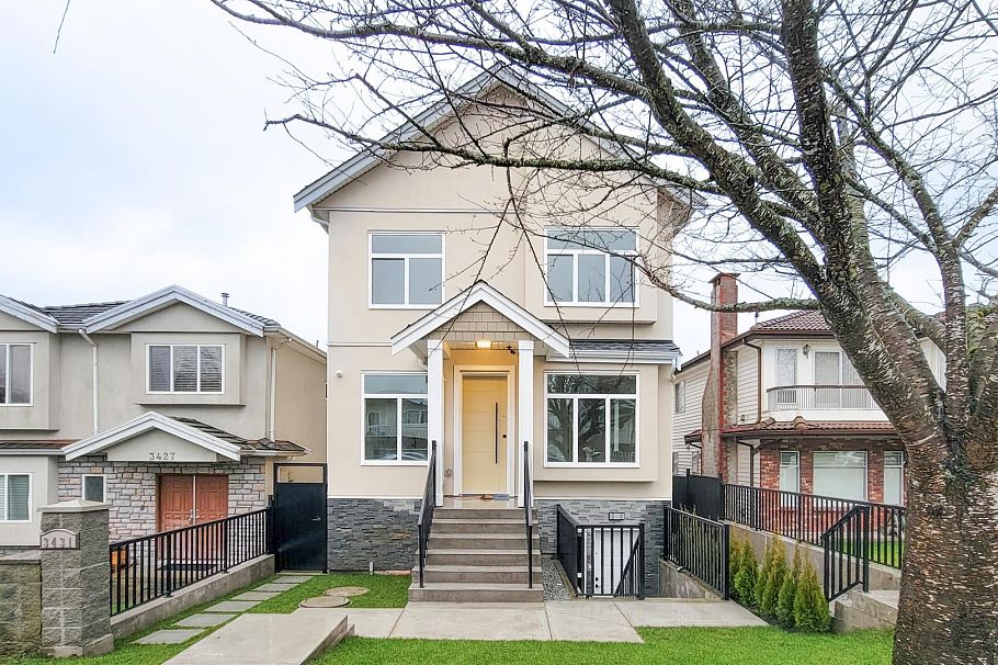 3431 E 23rd Avenue Vancouver, BC - 1