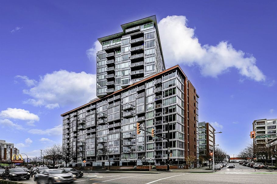 311 1618 Quebec Street Vancouver, BC - 1
