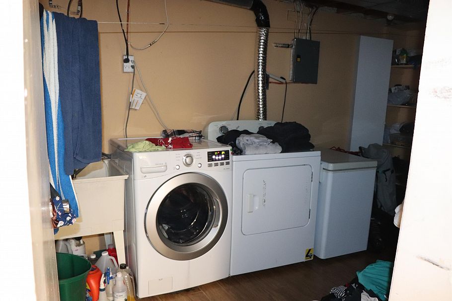 39 3421 E 49th Avenue Avenue Vancouver, BC - 22