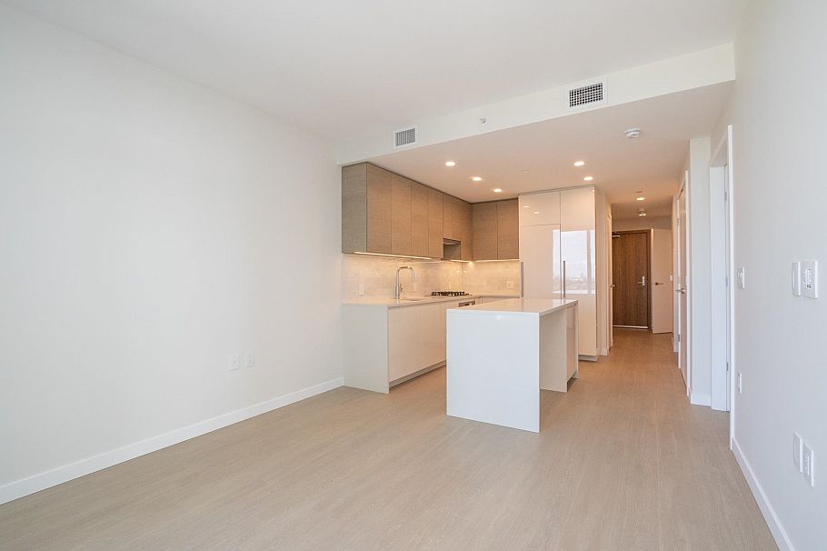 2704 4168 LOUGHEED HIGHWAY, Burnaby BC V5C 6A7 Burnaby, BC - 5