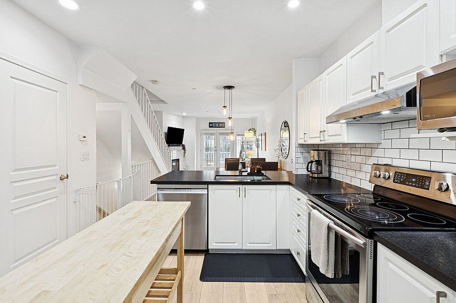 8528 Lighthouse Way Vancouver, BC - 13