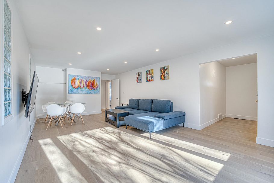 4377 W 12th Avenue Vancouver, BC - 14