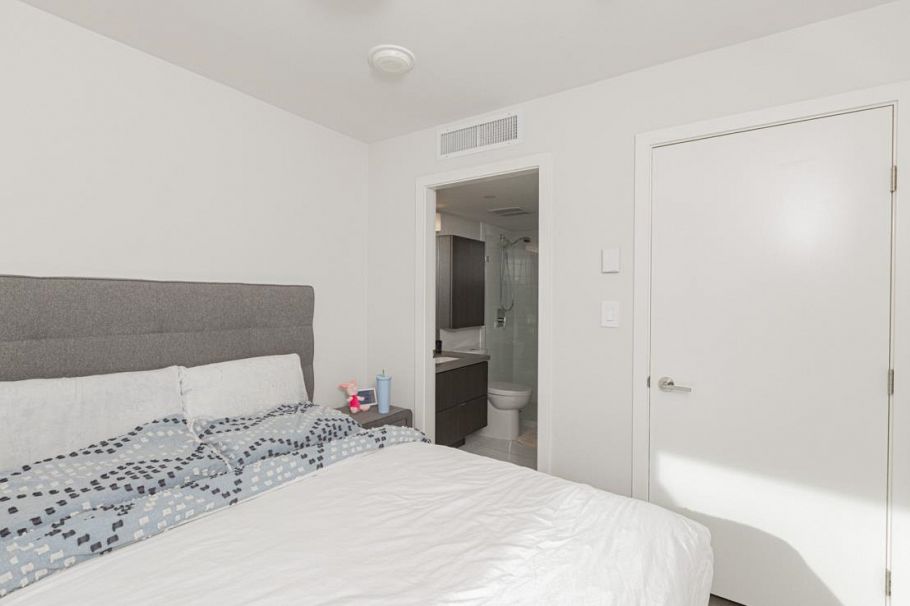 2907 8189 Cambie Street Vancouver, BC - 9