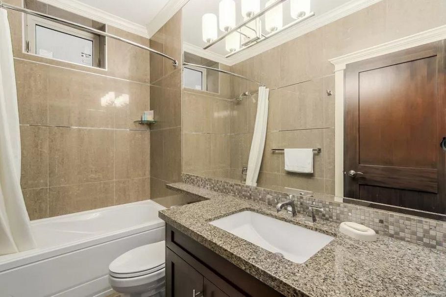 7588 Osler Street Vancouver, BC - 27