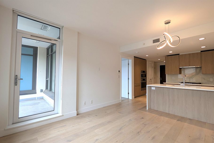 802 1210 E 27th Street North Vancouver, BC - 5