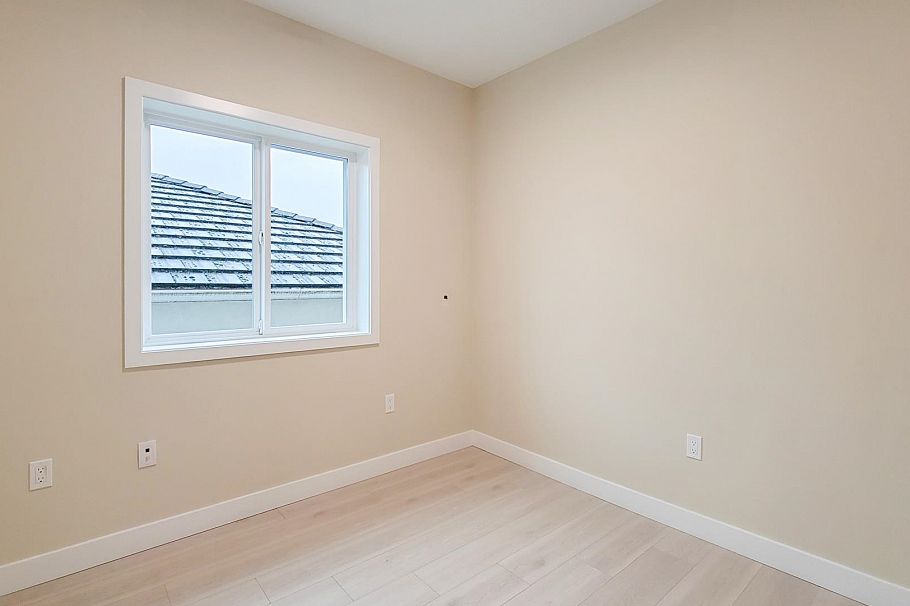 3433 E 23rd Avenue Vancouver, BC - 13