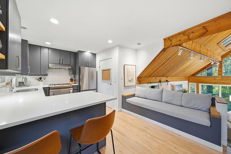 1616 Roxbury Road North Vancouver, BC - 11