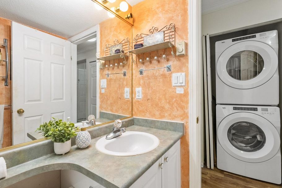 202 868 Kingsway Way Vancouver, BC - 9