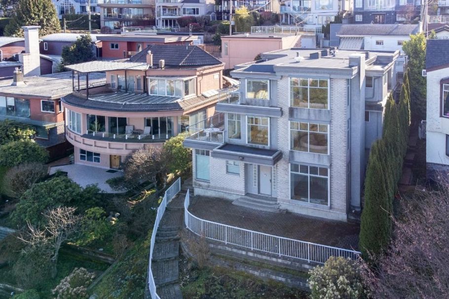 2856 W King Edward Avenue Vancouver, BC - 33