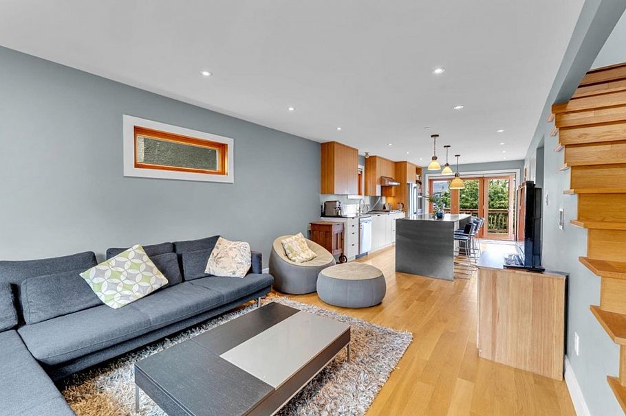 57 W 17th Avenue Vancouver, BC - 5