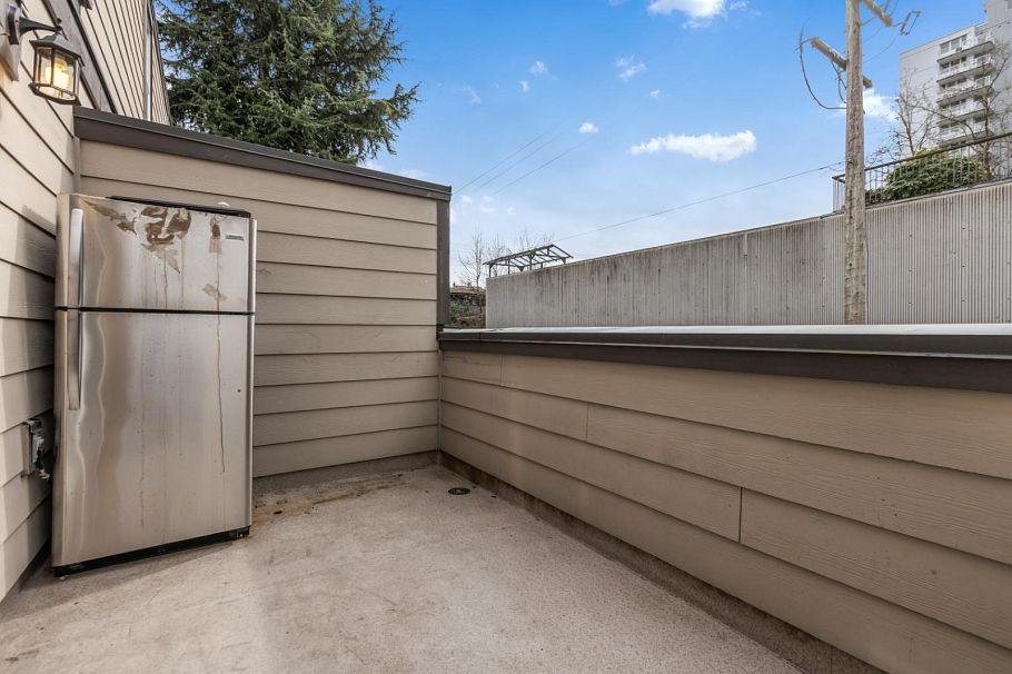 5 1535 St. Georges Avenue North Vancouver, BC - 9