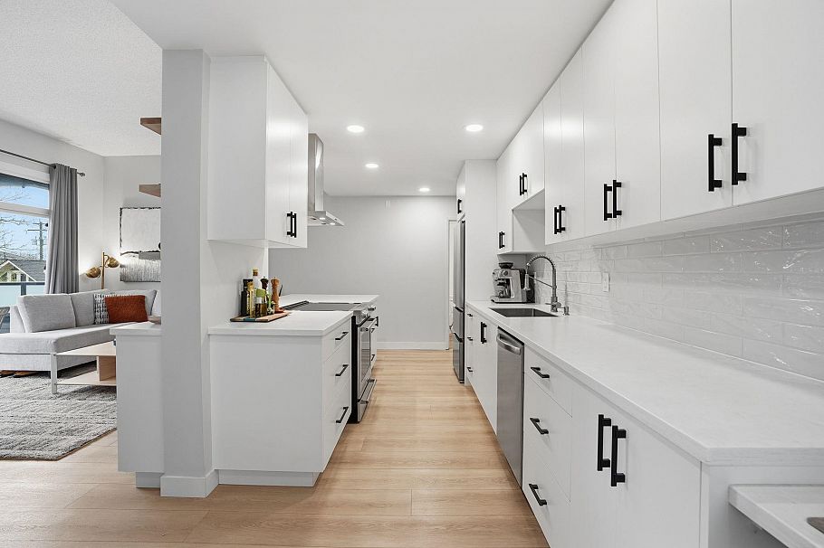 303 1516 Charles Street Vancouver, BC - 13