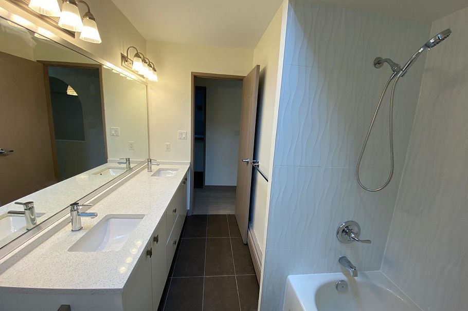 6372 Elgin Street Vancouver, BC - 24