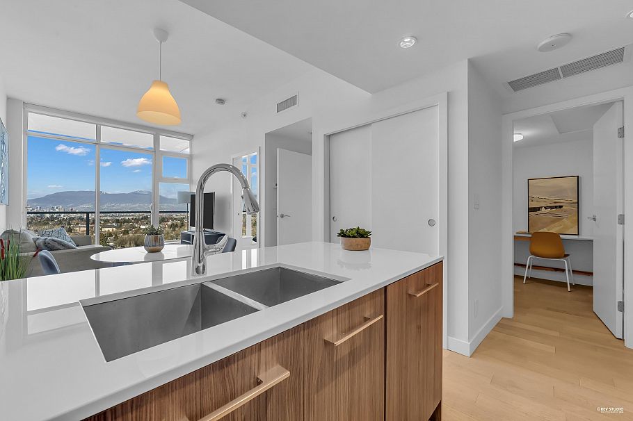 1707 4638 Gladstone Street Vancouver, BC - 5