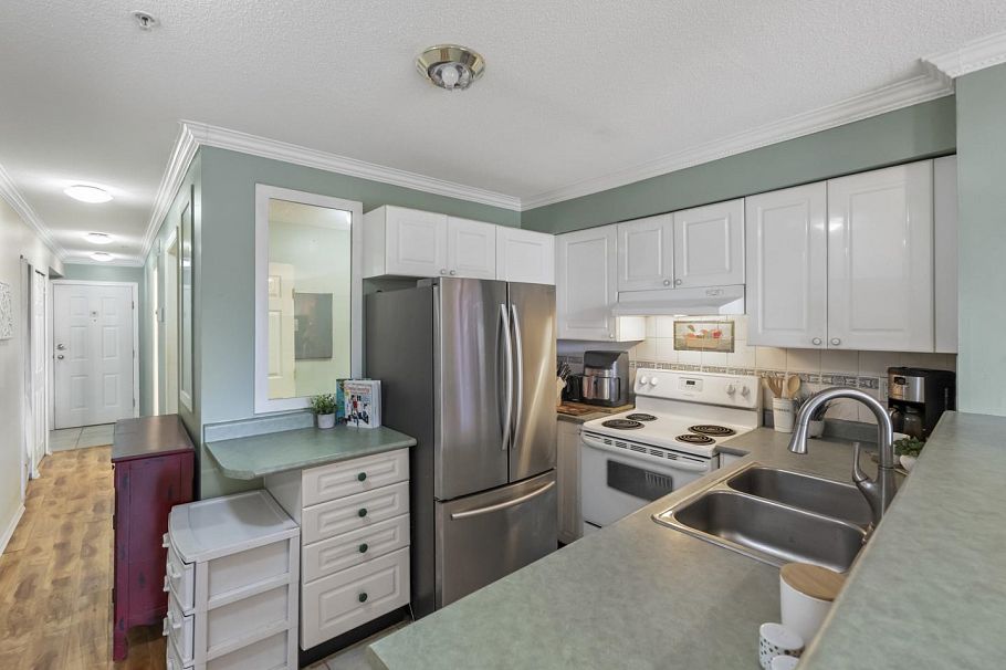 202 868 Kingsway Way Vancouver, BC - 6