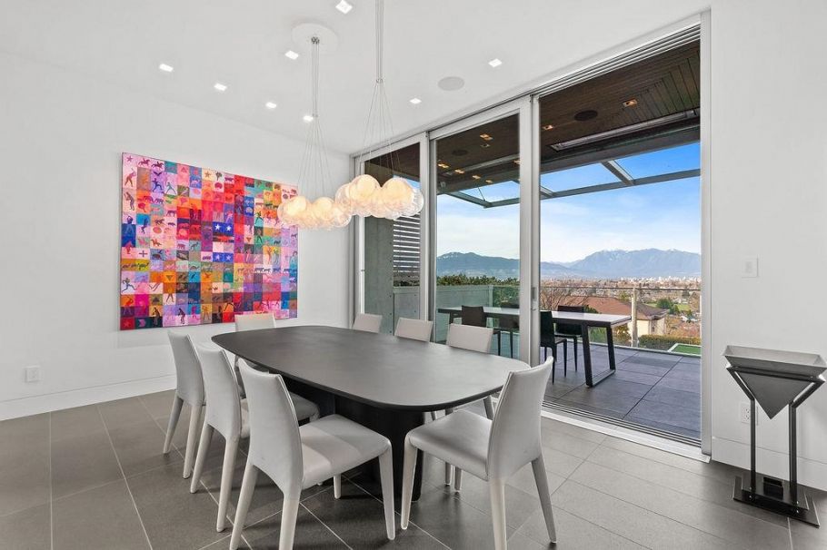 2705 W 30th Avenue Vancouver, BC - 13