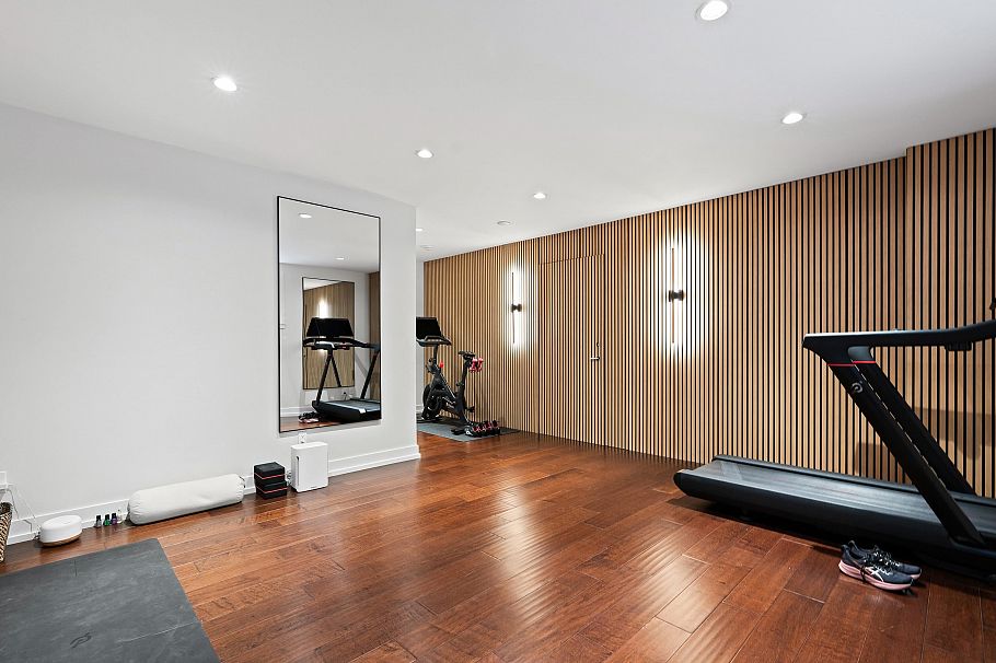 3360 Baird Road North Vancouver, BC - 30