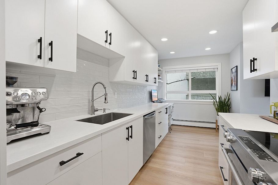 303 1516 Charles Street Vancouver, BC - 16