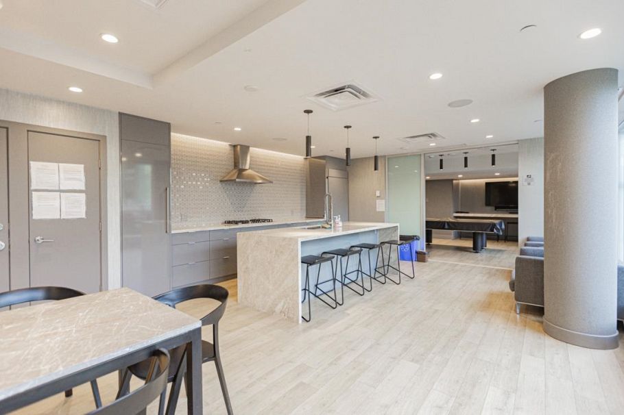 2907 8189 Cambie Street Vancouver, BC - 32