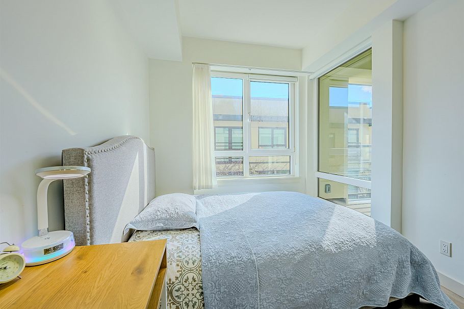 208 4408 Cambie Street Vancouver, BC - 25