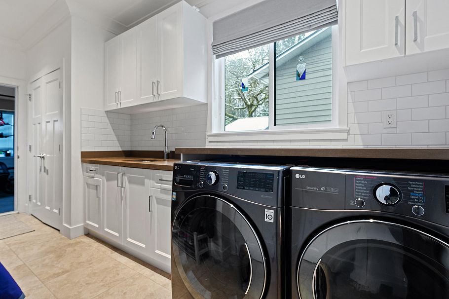 3360 Baird Road North Vancouver, BC - 28