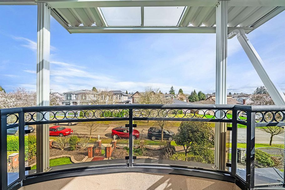 6575 Raleigh Street Vancouver, BC - 4