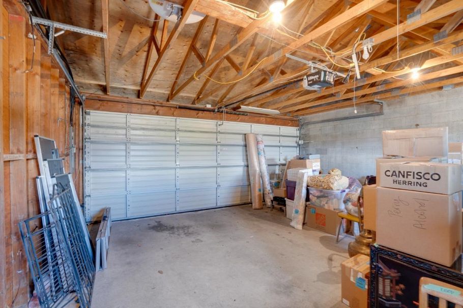 2856 W King Edward Avenue Vancouver, BC - 35