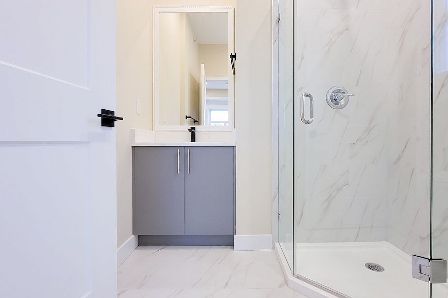 3431 E 23rd Avenue Vancouver, BC - 13