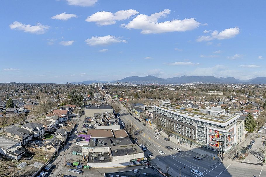 1707 4638 Gladstone Street Vancouver, BC - 22