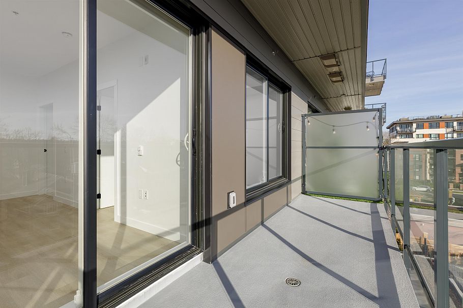 401 2268 E Broadway Street Vancouver, BC - 17