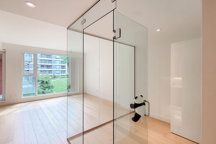 301 7128 Adera Street Vancouver, BC - 14