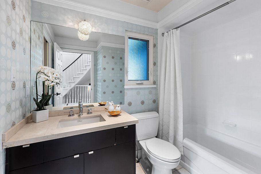 2318 Oliver Crescent Vancouver, BC - 37