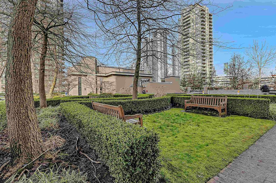 1701 2355 Madison Avenue Burnaby, BC - 20