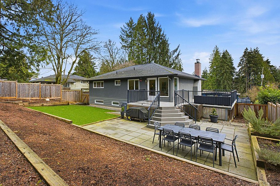 2223 Greylynn Crescent North Vancouver, BC - 31