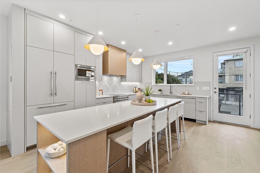 2 4963 Chester Street Vancouver, BC - 7