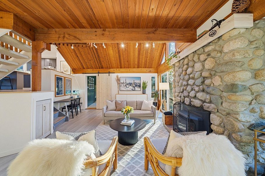 1616 Roxbury Road North Vancouver, BC - 4