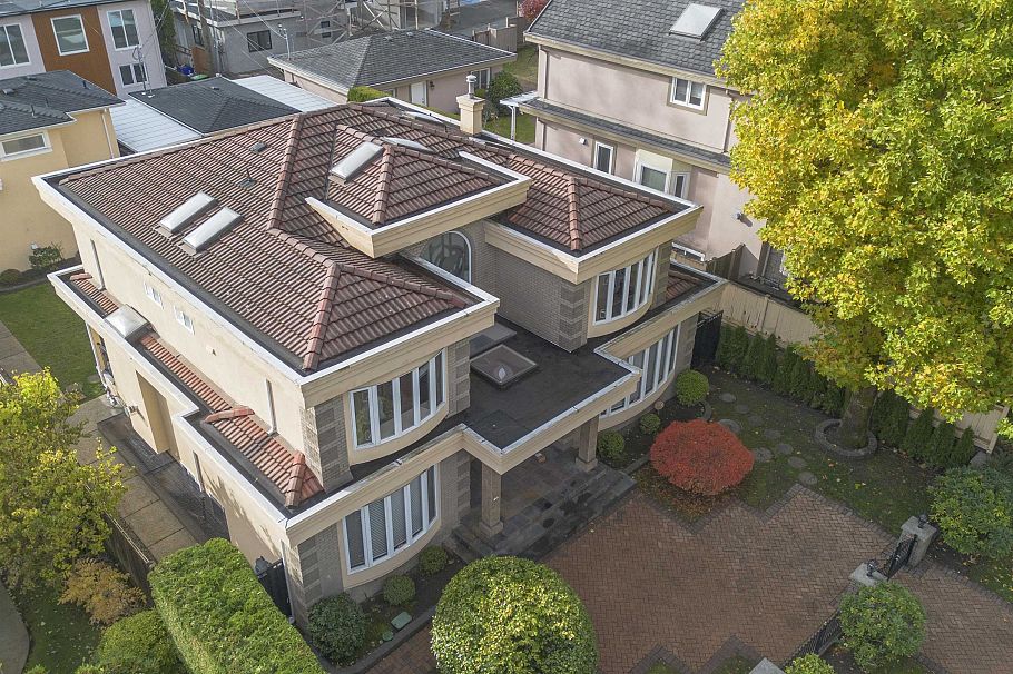 1088 W 42nd Avenue Vancouver, BC - 34