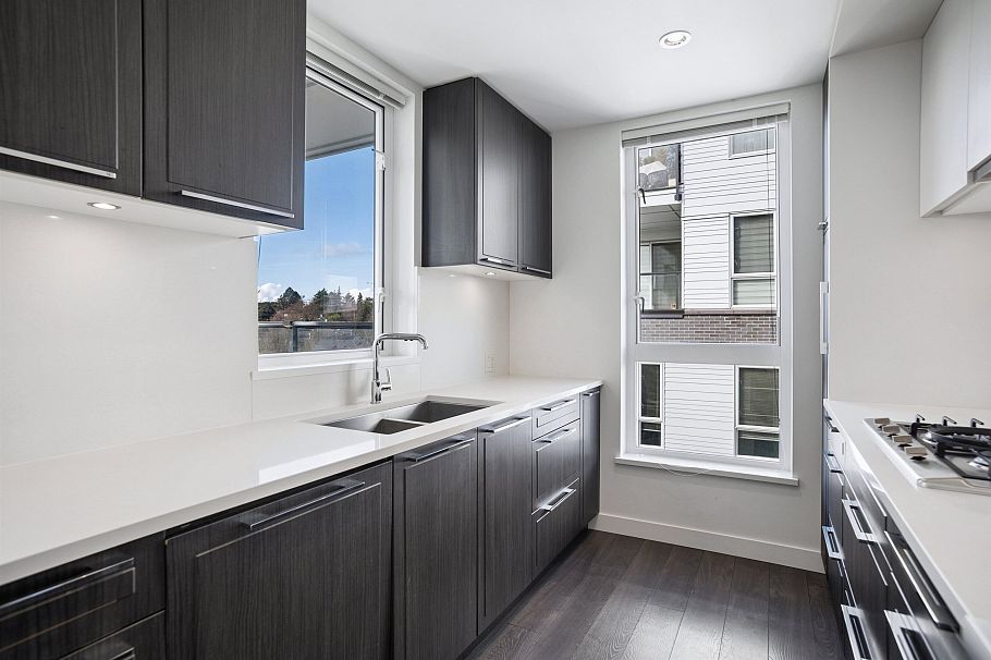 608 6677 Cambie Street Vancouver, BC - 6