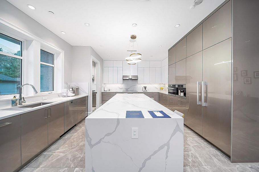 1 4085 W 41st Avenue Vancouver, BC - 17