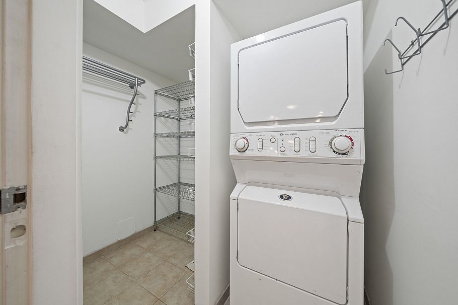 205 1600 Howe Street Vancouver, BC - 21